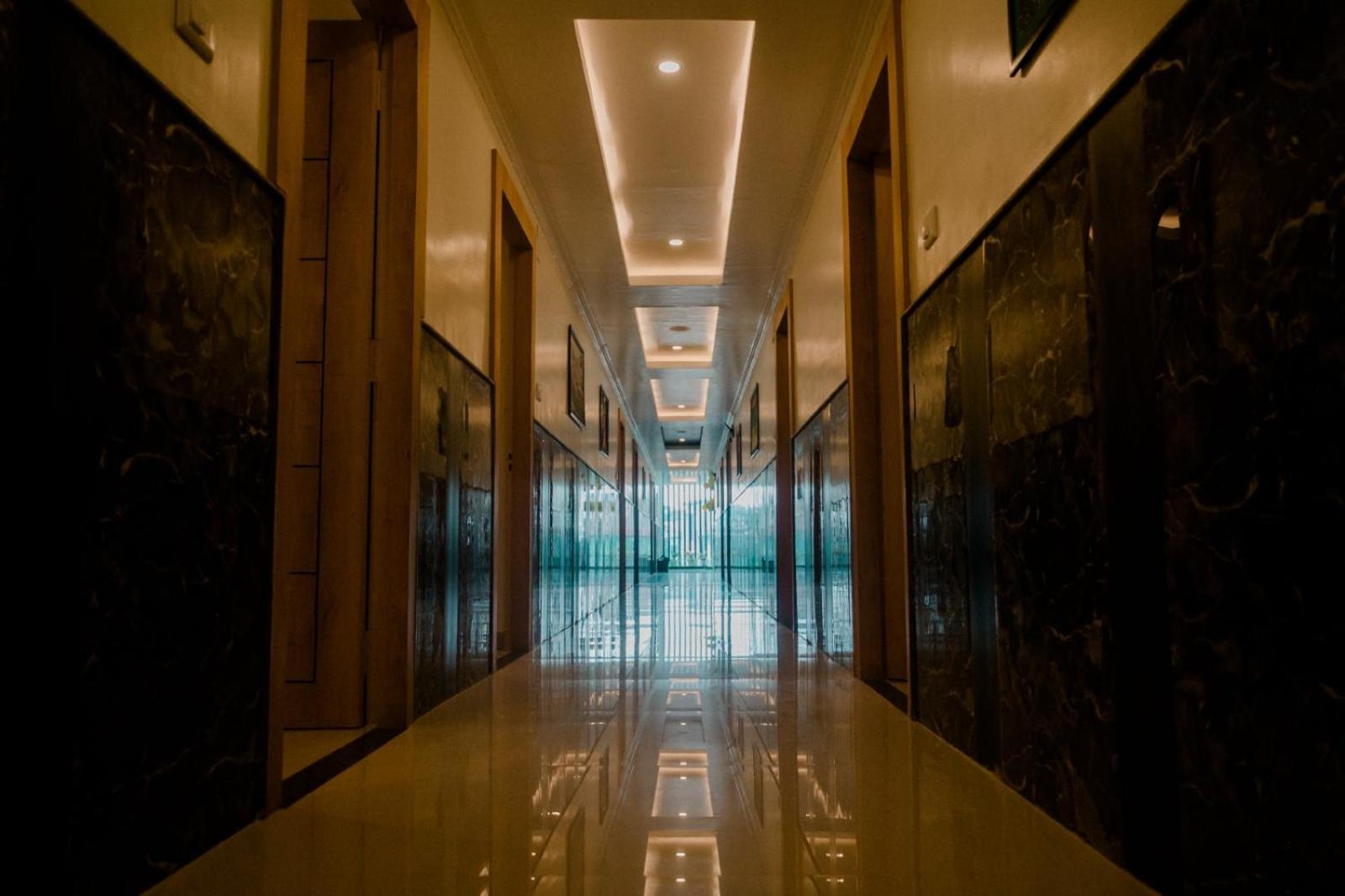 Hotel Grand Lotus Dimāpur 외부 사진