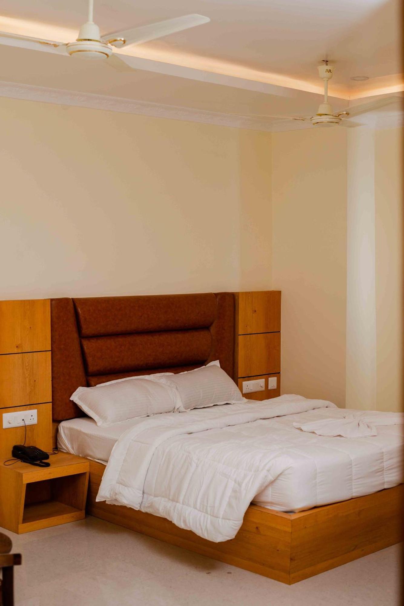 Hotel Grand Lotus Dimāpur 외부 사진